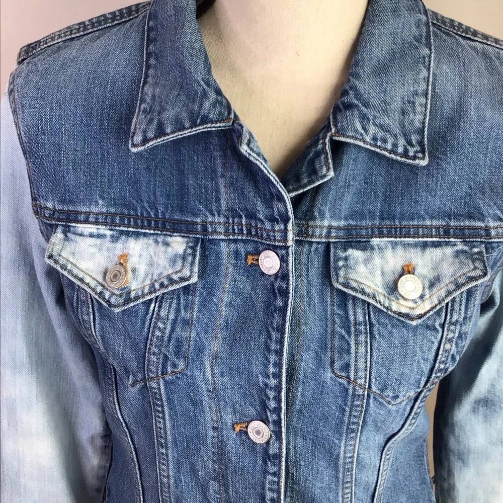 GAP Custom Hand Bleached Blue Jean Fitted Jacket Medium